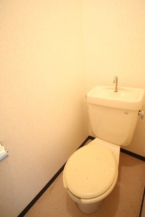 物件内観写真12　(トイレ)