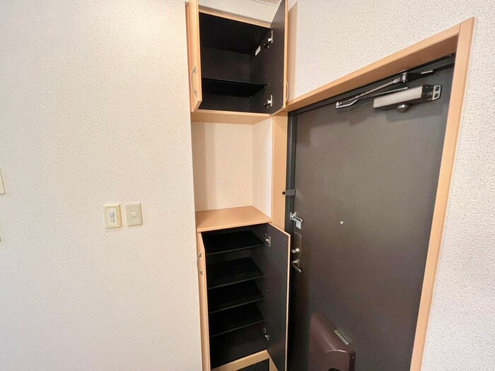 物件内観写真17　(靴箱)