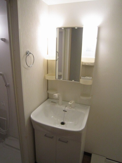 物件内観写真7　(洗面)