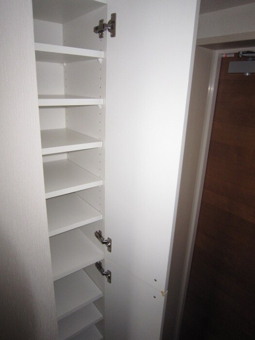 物件内観写真9　(靴箱)
