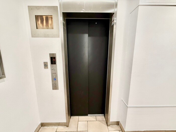 物件外観写真6　(建物設備)