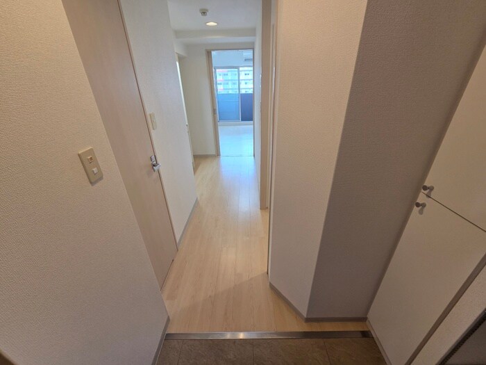 物件内観写真18　(廊下)