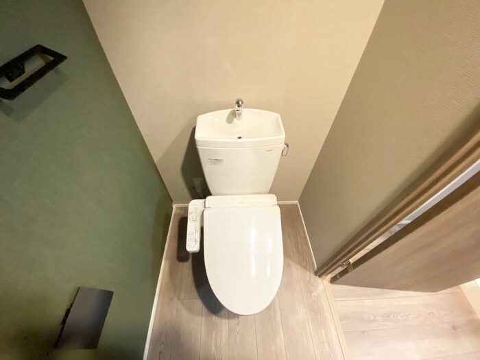 物件内観写真10　(トイレ)