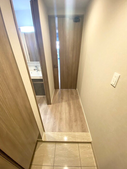 物件内観写真16　(廊下)