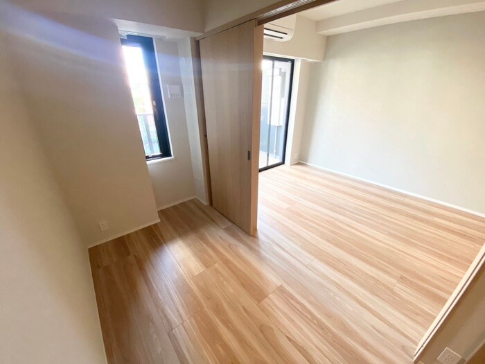 物件内観写真19　(居室)