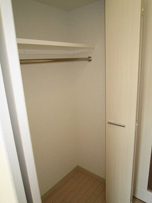 物件内観写真13　(収納)