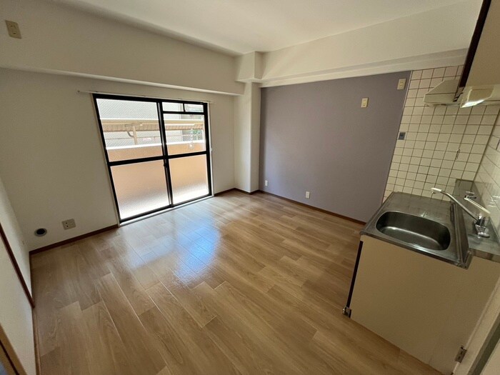 物件内観写真8　(居室)