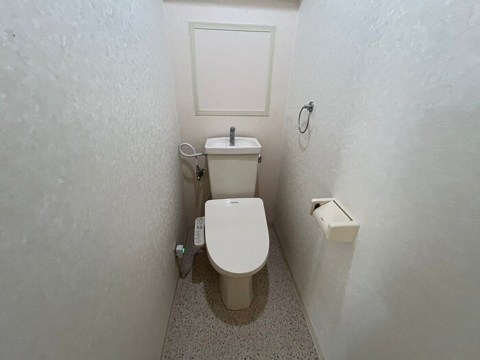 物件内観写真11　(トイレ)