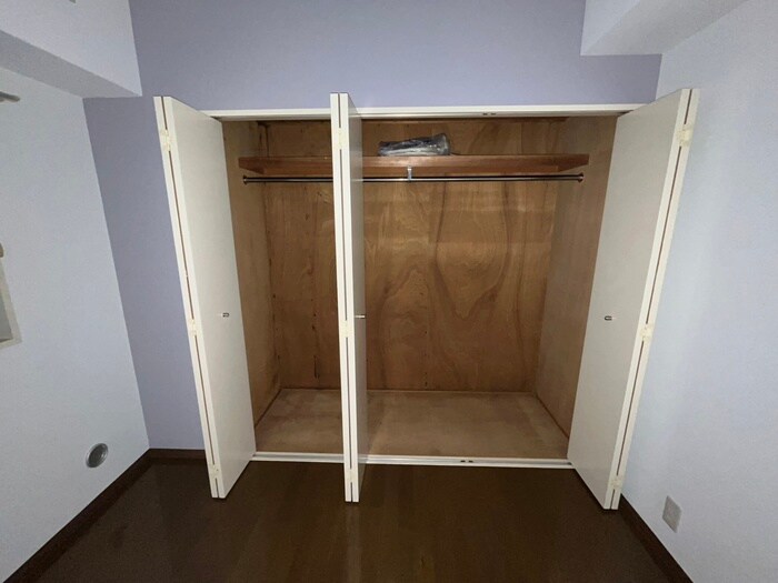 物件内観写真15　(収納)