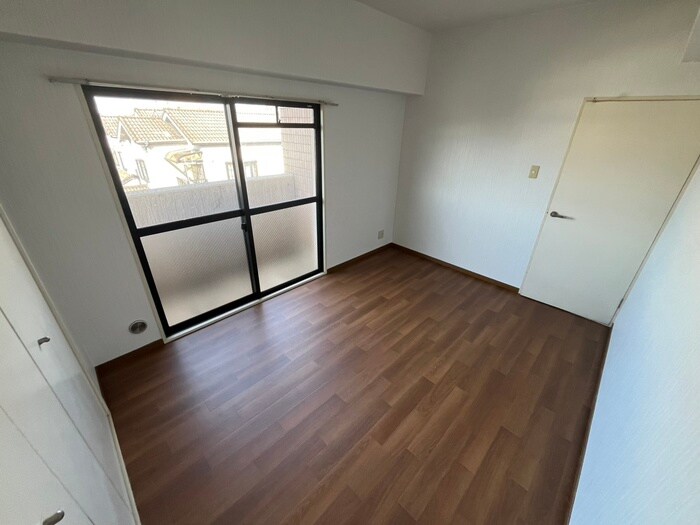 物件内観写真16　(居室)