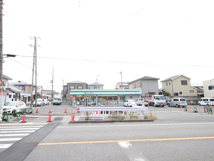 ファミリーマート