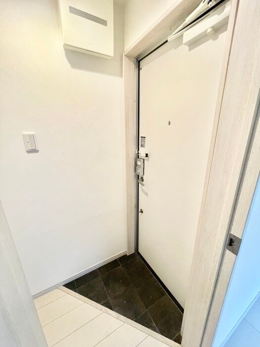 物件内観写真17　(玄関)