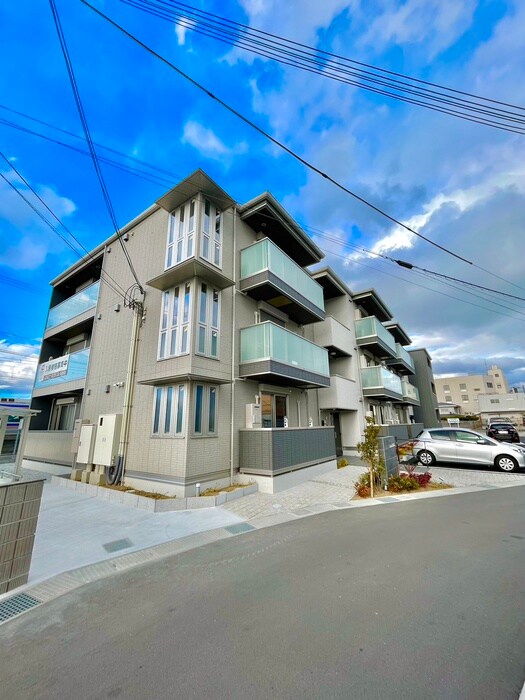 物件外観写真1　(外観写真)