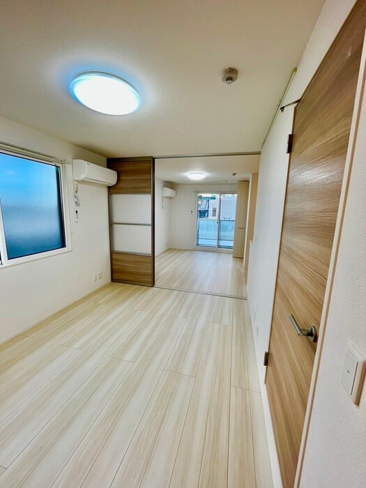 物件内観写真12　(居室)