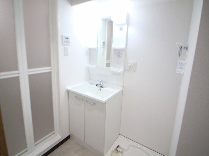 物件内観写真10　(洗面)