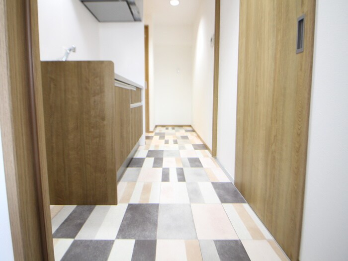 物件内観写真18　(廊下)