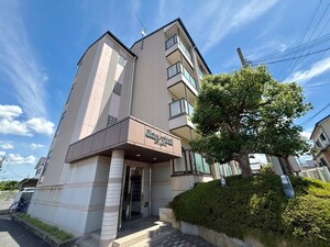 エランビタ－ル外観写真