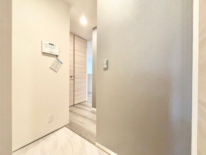 物件内観写真19　(玄関)