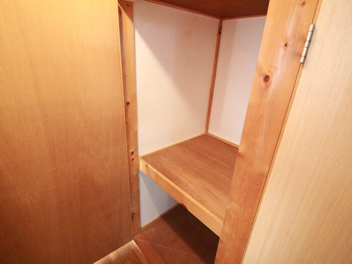 物件内観写真19　(収納)