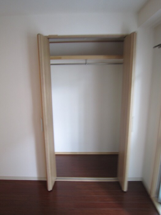 物件内観写真11　(収納)