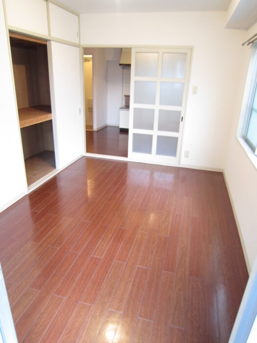 物件内観写真12　(居室)