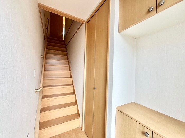 物件内観写真18　(廊下)