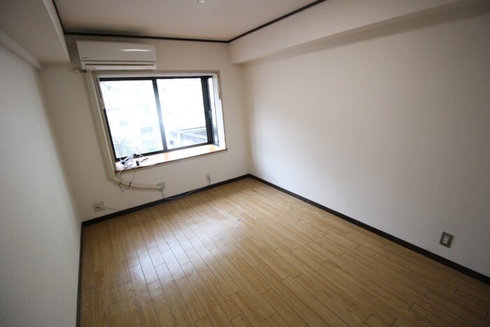 物件内観写真5　(居室)