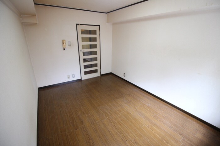 物件内観写真6　(居室)