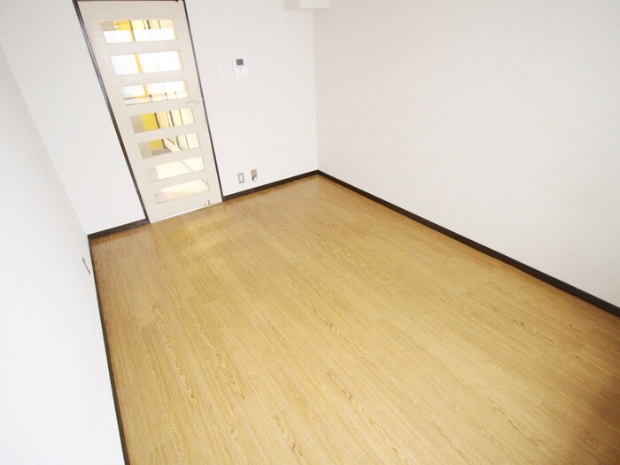 物件内観写真15　(居室)