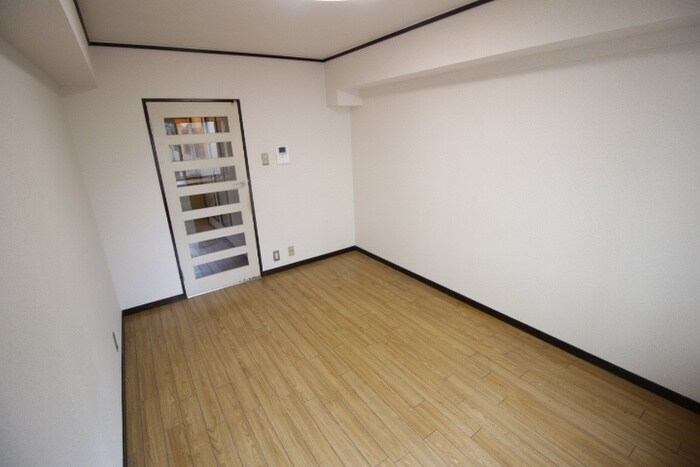 物件内観写真15　(居室)