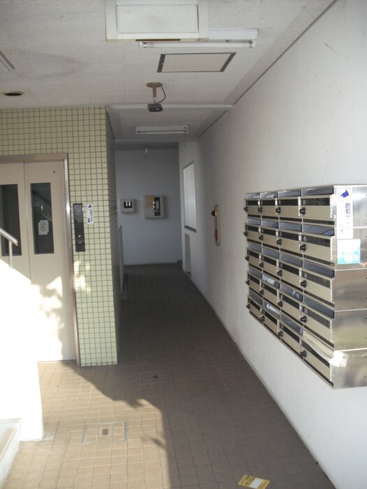 物件外観写真4　(建物設備)