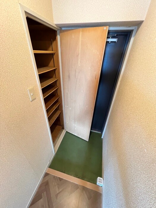 物件内観写真17　(靴箱)