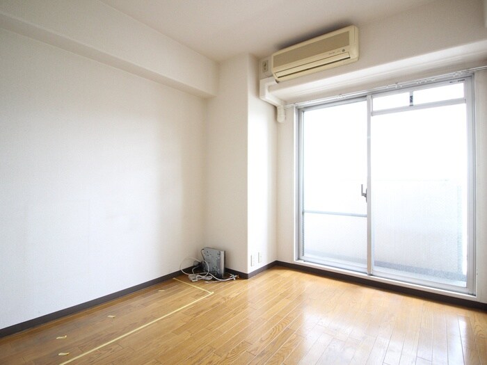 物件内観写真15　(居室)