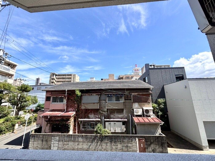 物件内観写真16　(室内からの展望)