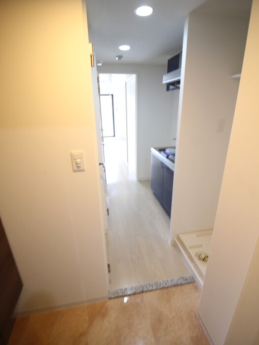 物件内観写真19　(玄関)