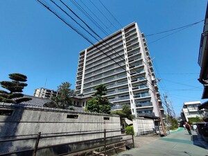 プラウド草津（1401）外観写真