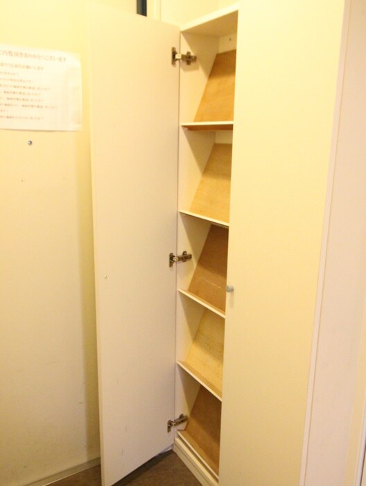 物件内観写真15　(靴箱)