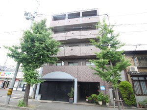 ゴールドクレスト外観写真