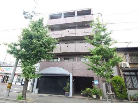 ゴールドクレスト外観写真