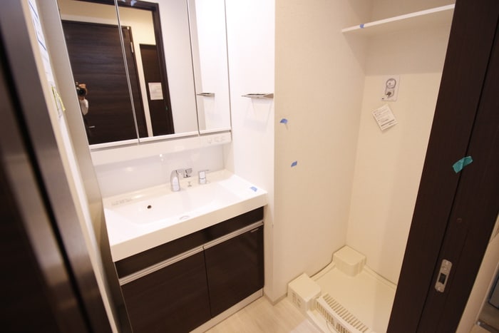 物件内観写真11　(洗濯機置場)