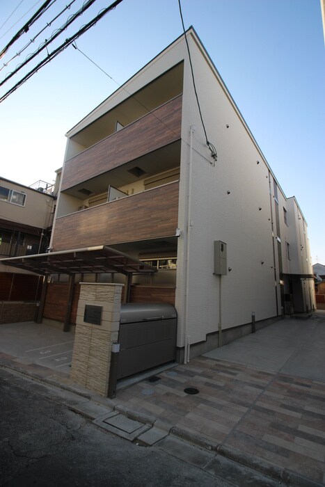 物件外観写真1　(外観写真)