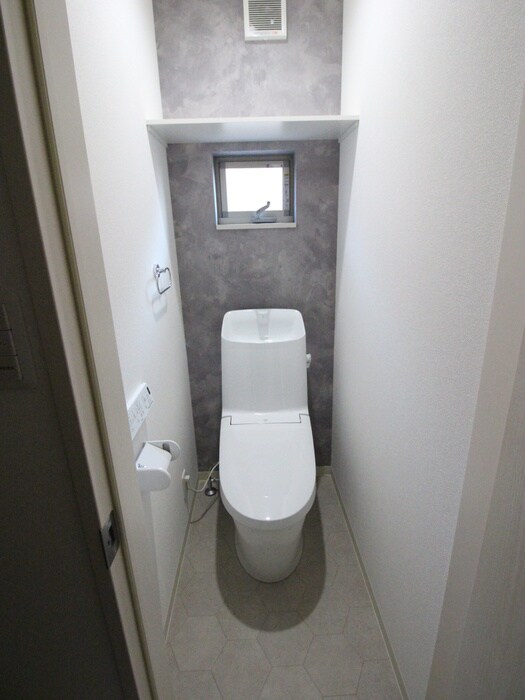 物件内観写真10　(トイレ)