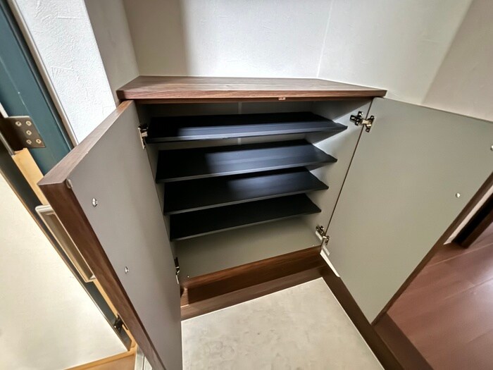 物件内観写真7　(靴箱)