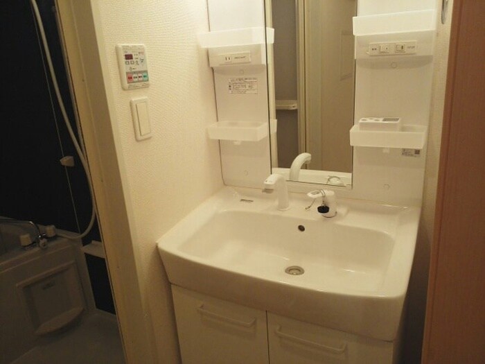 物件内観写真13　(洗面)