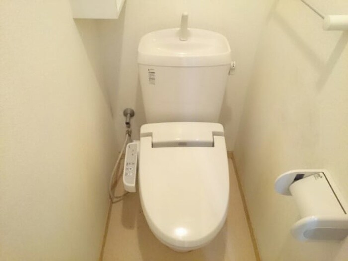 物件内観写真14　(トイレ)