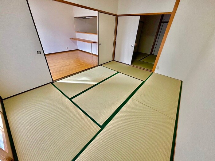 物件内観写真10　(居室)