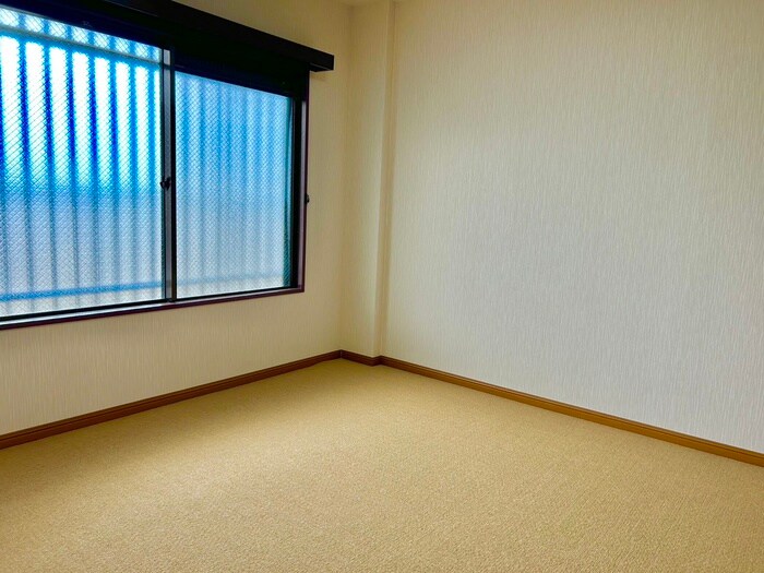 物件内観写真10　(居室)