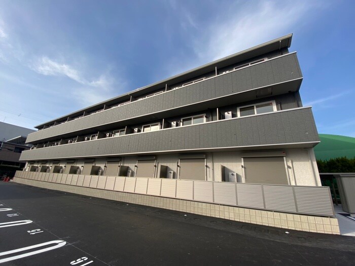 物件外観写真1　(外観写真)