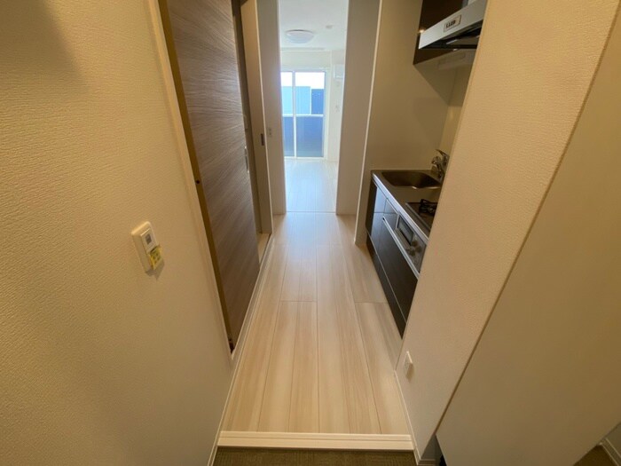 物件内観写真15　(廊下)