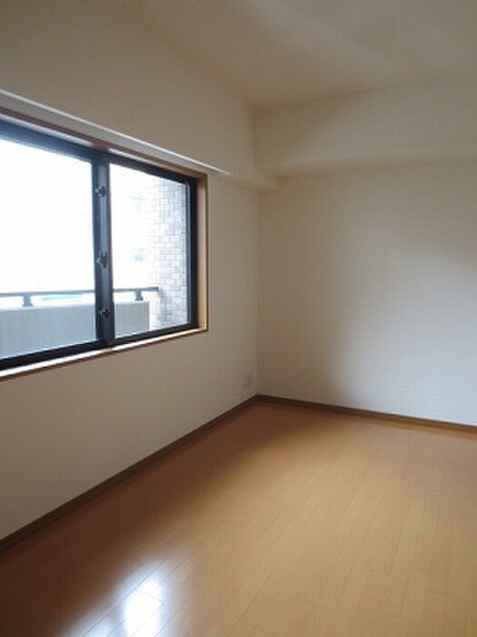 物件内観写真6　(居室)